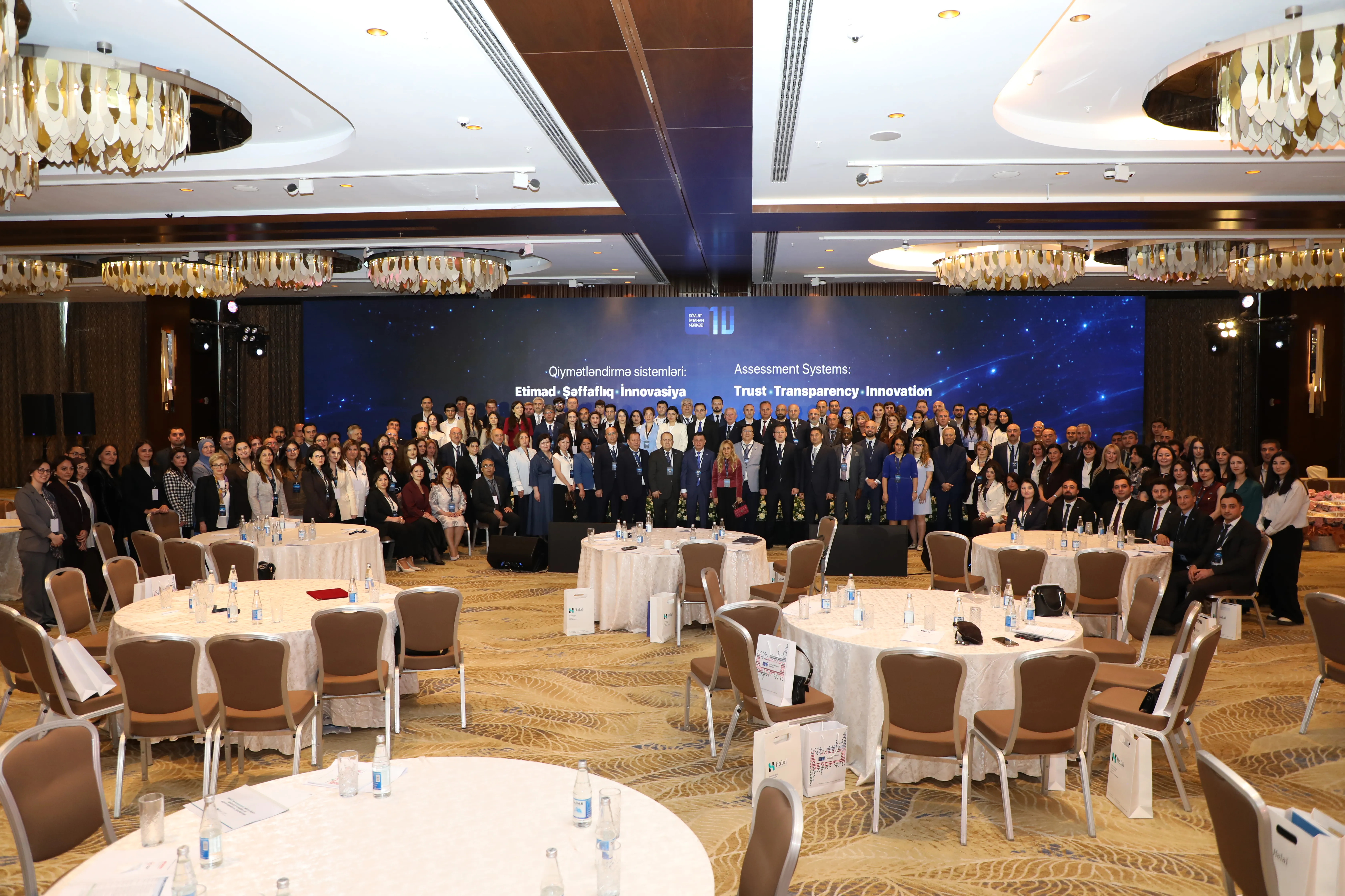 DİM-in 10 illik yubileyinə həsr olunmuş beynəlxalq konfransın rəsmi hissəsi yekunlaşıb